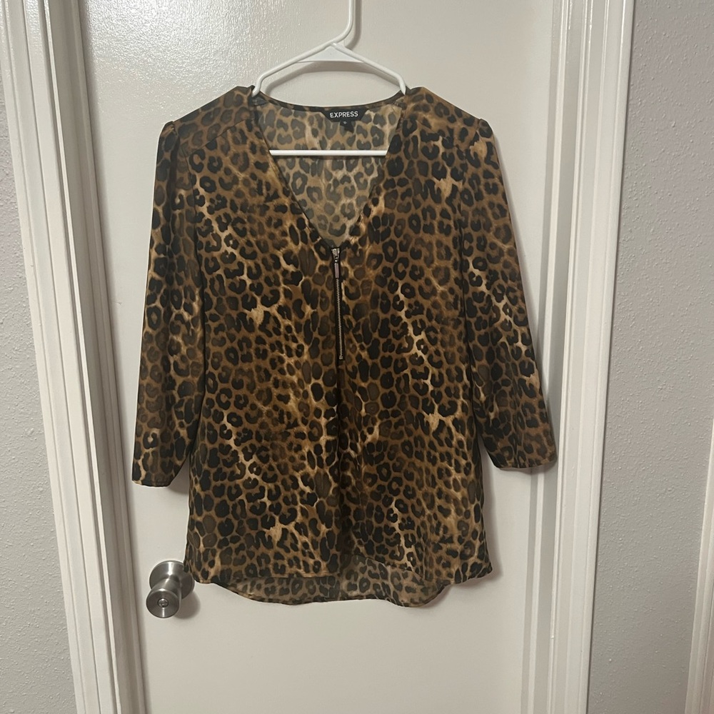 Express 3/4 sleeve Leopard Print Tunic